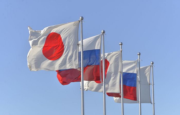 Япония ввела санкции против Россельхозбанка и Кредитного банка Москвы Япония ввела санкции против Россельхозбанка и Кредитного банка Москвы