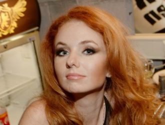 Бывшая участница группы «Тату» Лена Катина рассказала, что много лет не общается с Юлией Волковой