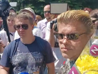 На отмененном прощании с Пьером Нарциссом ругались матом: камерунский скандал
