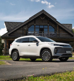 Мощный мотор и странные подножки. Тест-драйв Exeed TXL Sport Edition