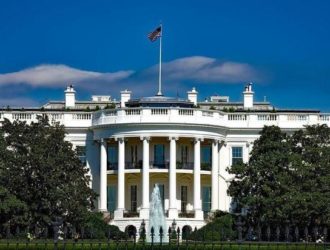 Politico: США подтолкнули Зеленского к началу переговоров с Россией