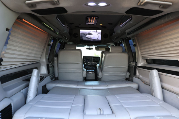 Из грузового фургона в люксовый шаттл: опыт владения GMC Savana Explorer 4х4 Из грузового фургона в люксовый шаттл: опыт владения GMC Savana Explorer 4х4