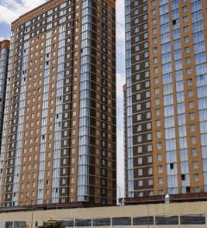 Рынок недвижимости замерз, цены падают, новостройки пустуют целыми кварталами