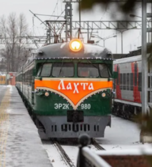 Воссозданный ретропоезд «Лахта» может отправиться по маршруту «Серебряного ожерелья России»