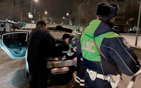 
            Остановят всех. Где в праздничные дни пройдут тотальные проверки ГИБДД
        