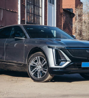 Не седан и без V8. Первый тест-драйв электрического Cadillac Lyriq