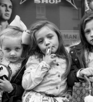 Детство на колесах: юные ирландские цыгане на потрясающих фотографиях Джейми Джонсона