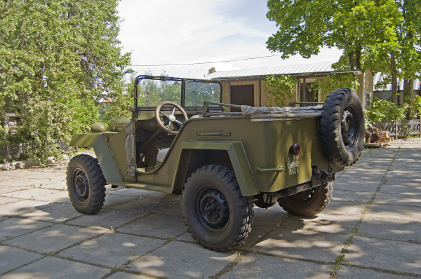 Он вам не Willys: тест-драйв ГАЗ-67 1944 года Он вам не Willys: тест-драйв ГАЗ-67 1944 года