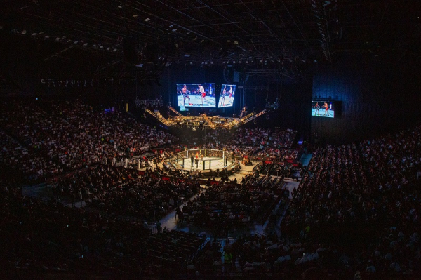 Abu Dhabi Showdown Week анонсирует эксклюзивные предложения для поклонников турнира UFC 294 Abu Dhabi Showdown Week анонсирует эксклюзивные предложения для поклонников турнира UFC 294