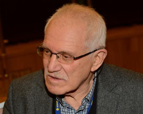 Режиссер Александр Митта находится в реанимации Режиссер Александр Митта находится в реанимации
