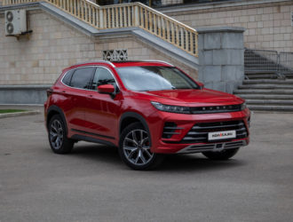 Тест-драйв Exeed LX AWD: стоит ли полный привод 400 тысяч рублей?