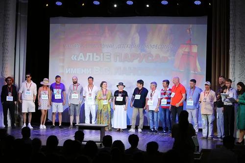 В Артеке завершил свою работу Международный детский кинофестиваль «Алые паруса» В Артеке завершил свою работу Международный детский кинофестиваль «Алые паруса»