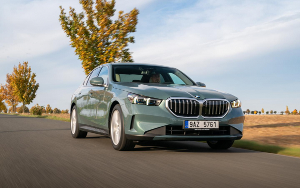 Новые BMW, Mercedes и VW попали в Россию: что за модели и сколько стоят
Новые BMW, Mercedes и VW попали в Россию: что за модели и сколько стоят