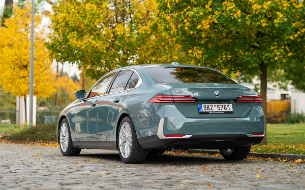 Новые BMW, Mercedes и VW попали в Россию: что за модели и сколько стоят
Новые BMW, Mercedes и VW попали в Россию: что за модели и сколько стоят