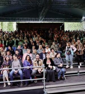В Подмосковье начался международный театральный фестиваль «Мелиховская весна»