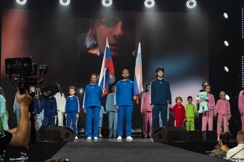 Успенская, Муцениеце и Лобанова блистали на модной премии «Fashion Summer Awards 2024» Успенская, Муцениеце и Лобанова блистали на модной премии «Fashion Summer Awards 2024»