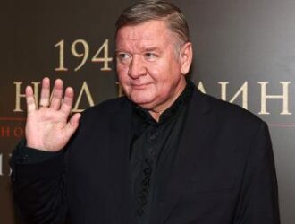Был мастером из мастеров: режиссер «По щучьему велению» рассказал о работе с Мадяновым