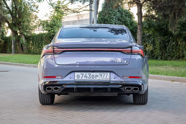 Азартнее Toyota Camry, мягче Kia K5: тест-драйв Geely Preface Азартнее Toyota Camry, мягче Kia K5: тест-драйв Geely Preface