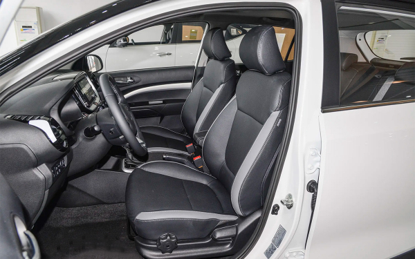 
            В Россию прибыл бюджетный кроссовер Kia. Он дешевле ₽2 млн
        