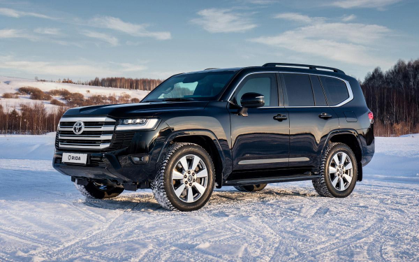 В продаже появился особый Toyota Land Cruiser 300. Он выдержит выстрелы
В продаже появился особый Toyota Land Cruiser 300. Он выдержит выстрелы