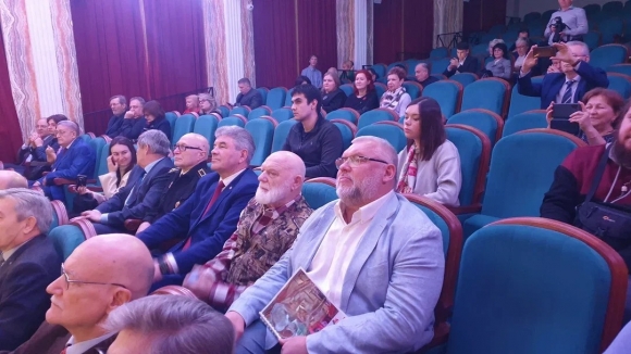 Роман Виктора Слипенчука &laquo;Зинзивер&raquo; отмечен премией &laquo;Культурный империум. Книги и проекты&raquo;