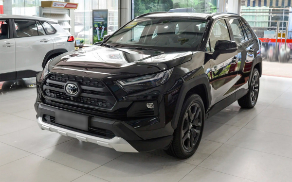 
            Toyota RAV4 и еще 5 новых зарубежных SUV по цене Geely Monjaro
        