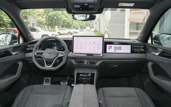 
            Toyota RAV4 и еще 5 новых зарубежных SUV по цене Geely Monjaro
        