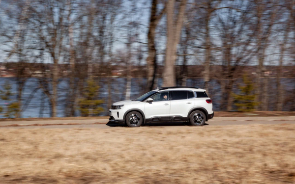 7 ключевых отличий Citroёn C5 Aircross российской сборки. Первый тест
7 ключевых отличий Citroёn C5 Aircross российской сборки. Первый тест