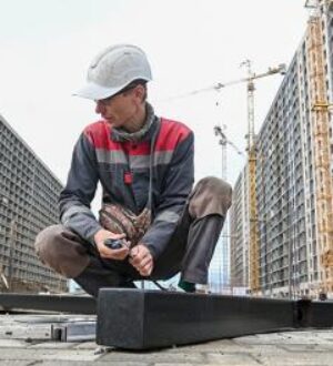 Хуснуллин — регионам: Жилищные проблемы решайте сами