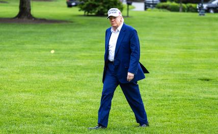 Хуже, чем в самолете: Гости эксклюзивного ужина Трампа были потрясены качеством еды Хуже, чем в самолете: Гости эксклюзивного ужина Трампа были потрясены качеством еды