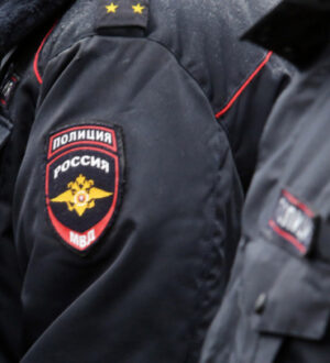 Пенсионеры разгромили аудиосистему из-за громкой музыки в Ленобласти