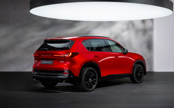 Представлен кроссовер Mazda CX-5 нового поколения. Первый обзор
Представлен кроссовер Mazda CX-5 нового поколения. Первый обзор