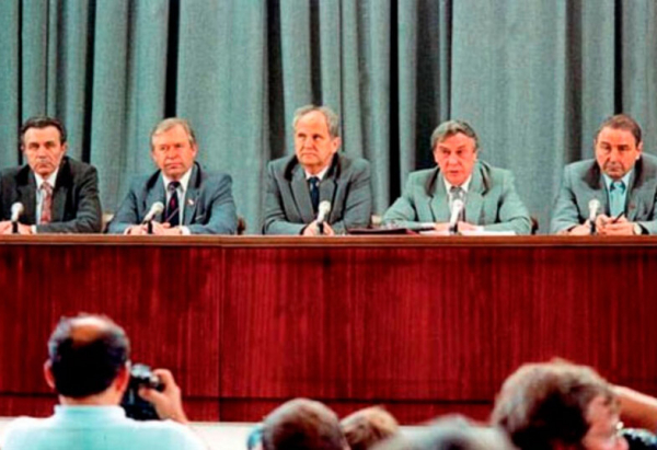 Ветеран госбезопасности объяснил, почему в августе 1991-го чекисты не помогли организаторам путча