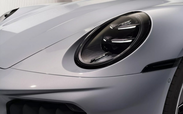 Porsche показал самый мощный 911 Turbo S в истории. Пять фактов о новинке
Porsche показал самый мощный 911 Turbo S в истории. Пять фактов о новинке