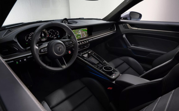 Porsche показал самый мощный 911 Turbo S в истории. Пять фактов о новинке
Porsche показал самый мощный 911 Turbo S в истории. Пять фактов о новинке