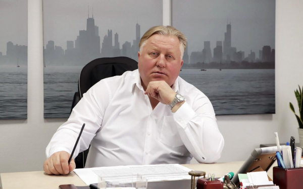 Сколько машин продадут в России в 2025 году. Глава РОАД все рассказал
Сколько машин продадут в России в 2025 году. Глава РОАД все рассказал