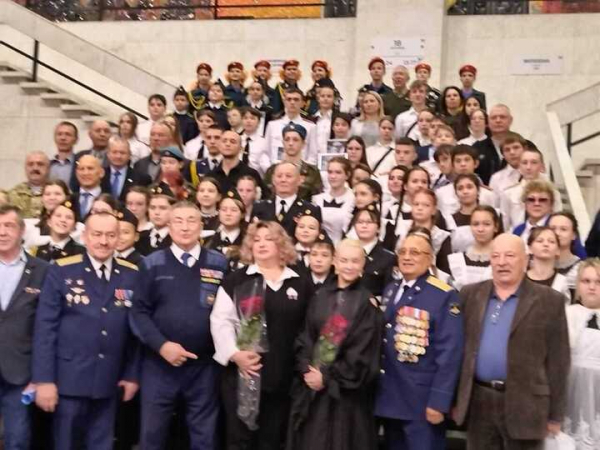 Пример мужества, чести и доблести: герою-десантнику Валерию Востротину посвятили песни