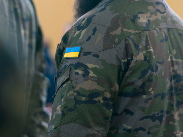 Воображаемые военные базы воображаемых друзей Украины