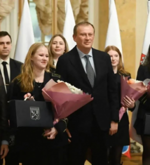 Награды — победителям конкурса по развитию мемориала в Зайцево