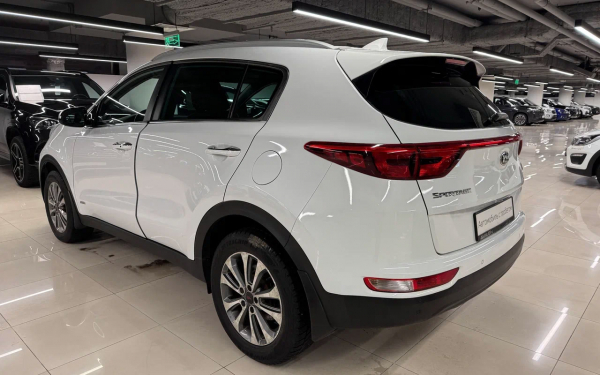 Задиры, запреты и кредит. Как мы искали Kia Sportage по низу рынка
Задиры, запреты и кредит. Как мы искали Kia Sportage по низу рынка