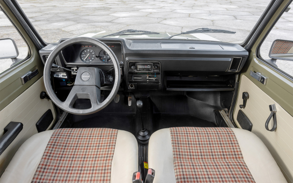 Oting Palasso vs Matra Rancho. Сравнительный тест длиною в 40 лет
Oting Palasso vs Matra Rancho. Сравнительный тест длиною в 40 лет