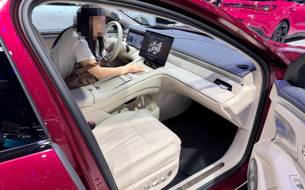 
            Самые интересные седаны Пекинского автосалона. Оцените новинки
        