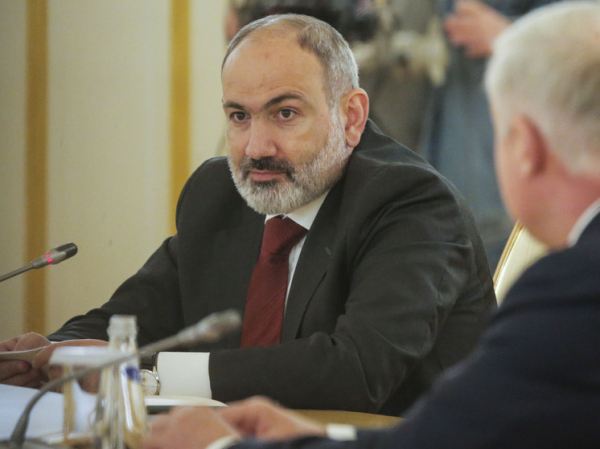 «Не прослушка 18+3+3»: перед визитом к Путину Пашинян записал загадочное видео
