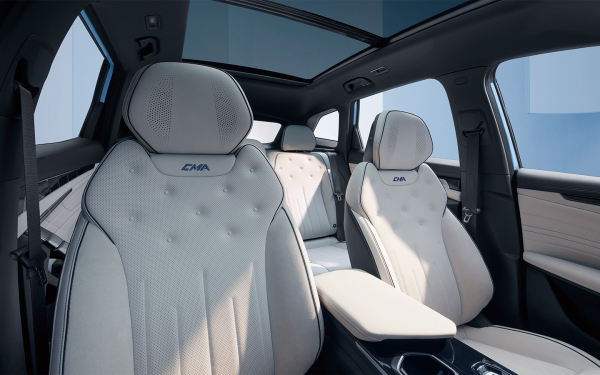 Автолюбители оценили новую Volga K40. Отзывы и сравнение с Geely Atlas
Автолюбители оценили новую Volga K40. Отзывы и сравнение с Geely Atlas