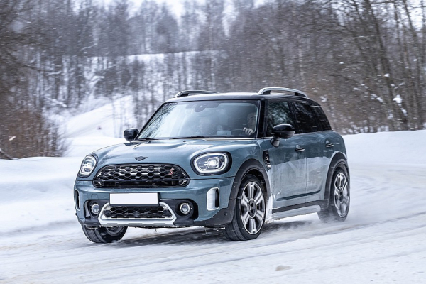 Максимальный из минимальных: опыт владения Mini Countryman II (F60) Максимальный из минимальных: опыт владения Mini Countryman II (F60)