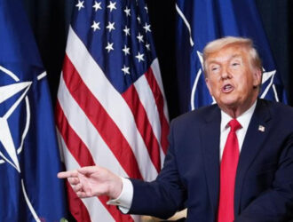 Министр обороны Италии: Трамп не сможет выйти из НАТО