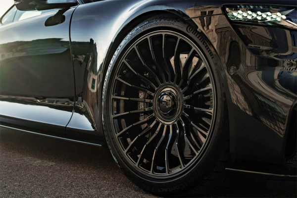 Brabus создал 1000-сильный гиперкар. Он тормозит спойлером
Brabus создал 1000-сильный гиперкар. Он тормозит спойлером