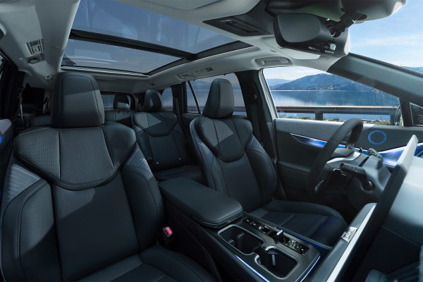 
            Lexus представил большой кроссовер TZ. Главные факты о новинке
        