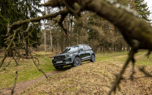 Кошачий массаж, бейби-джойстик, умная подвеска. Тест нового Geely Monjaro
Кошачий массаж, бейби-джойстик, умная подвеска. Тест нового Geely Monjaro