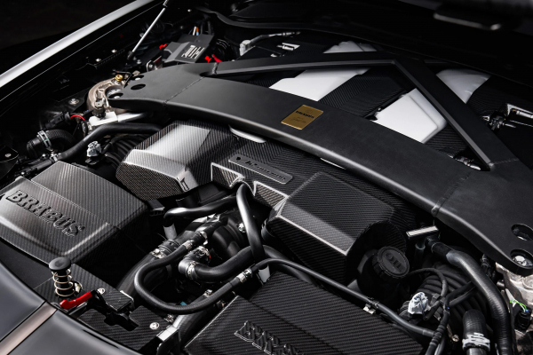 Brabus создал 1000-сильный гиперкар. Он тормозит спойлером
Brabus создал 1000-сильный гиперкар. Он тормозит спойлером